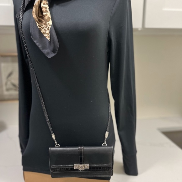 Brighton wallet with detachable strap. - Picture 2 of 8